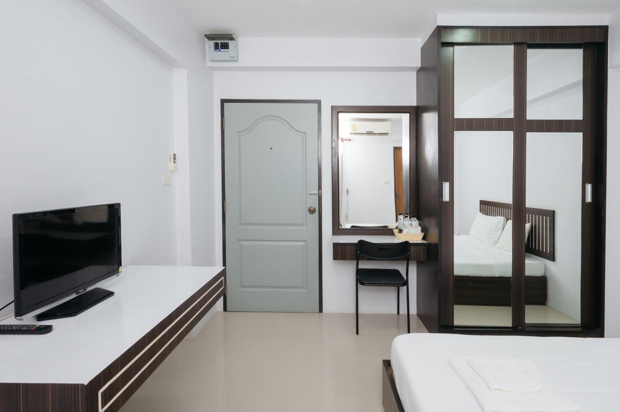 Creston Grand Hotel Suphan Buri Εξωτερικό φωτογραφία