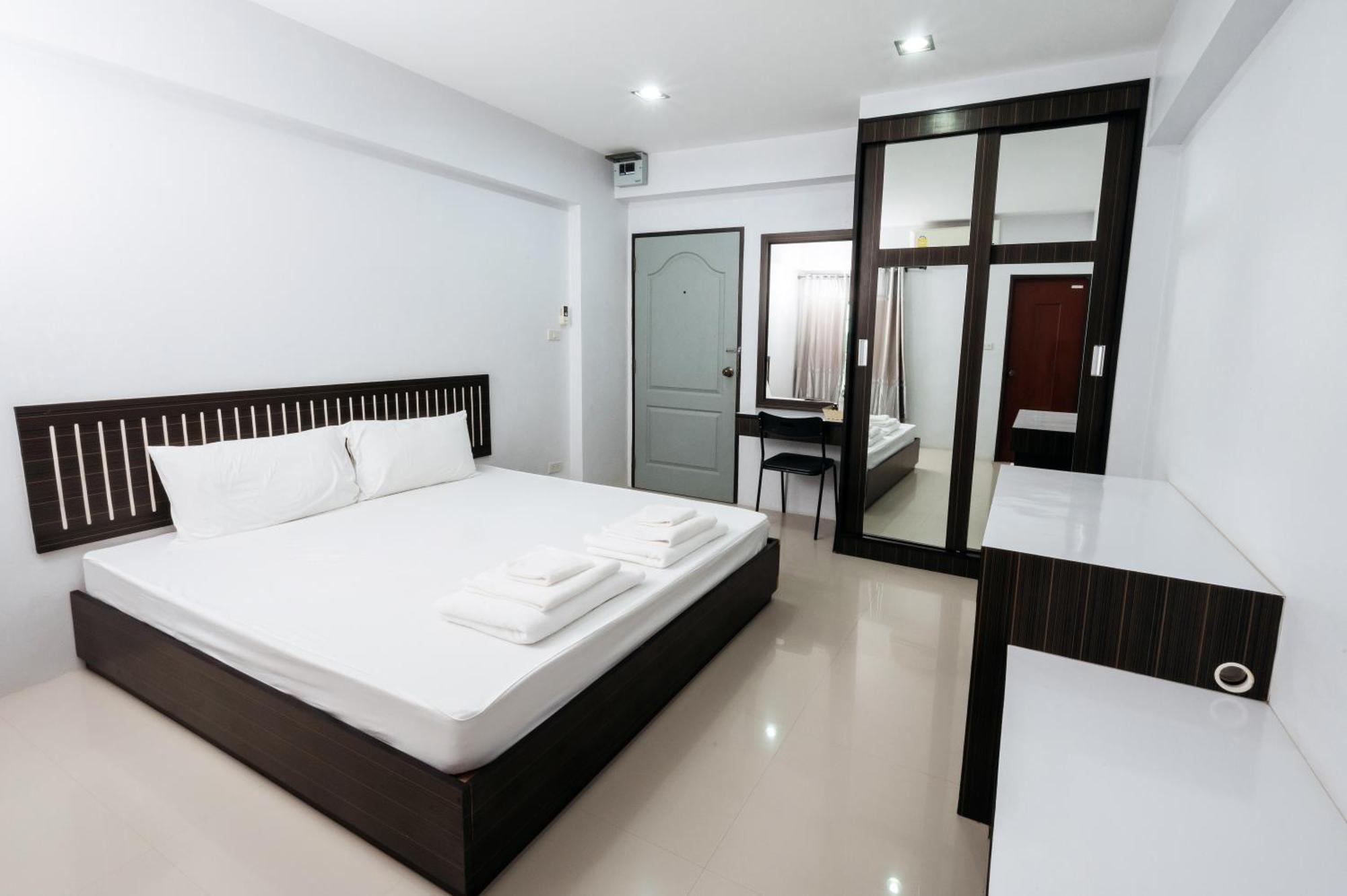 Creston Grand Hotel Suphan Buri Εξωτερικό φωτογραφία